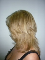 мелирование,тонирование Мелирование на фольгу "Schwarzkop igora", Стрижка модельная (женская), Окрашивание волос "Londa" 1 тон/ Осветление волос с применением красителя "Special Blonds",